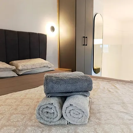 Anastasiadis Ee - Loft 아파트